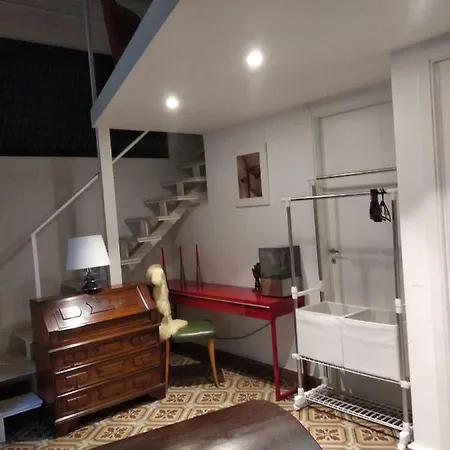Suite Il Letto Sotto Il Tetto Catania Exterior photo