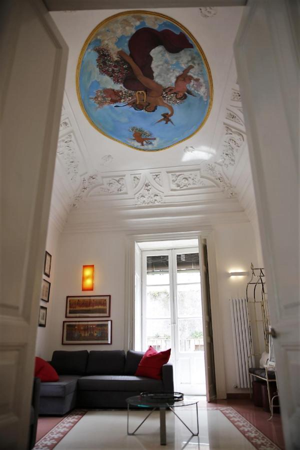 Il Letto Sotto Il Tetto Apartment