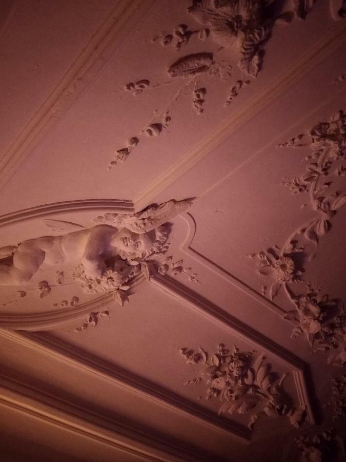 Apartment Il Letto Sotto Il Tetto Catania