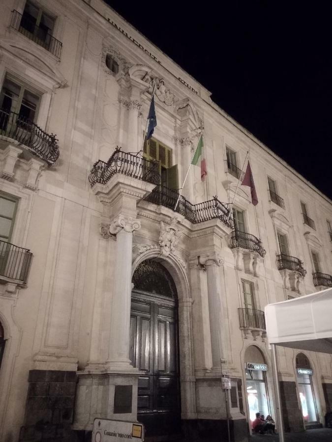 Il Letto Sotto Il Tetto * Catania
