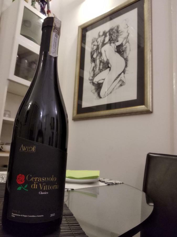 Apartment Il Letto Sotto Il Tetto Catania